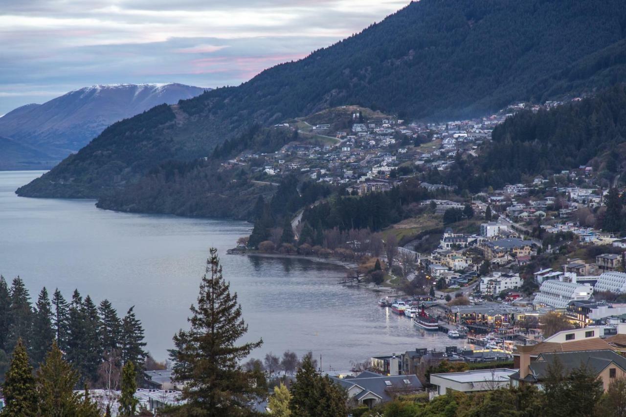 Lago Infinito By Sotheby'S Luxury Rental Homes クイーンズタウン エクステリア 写真