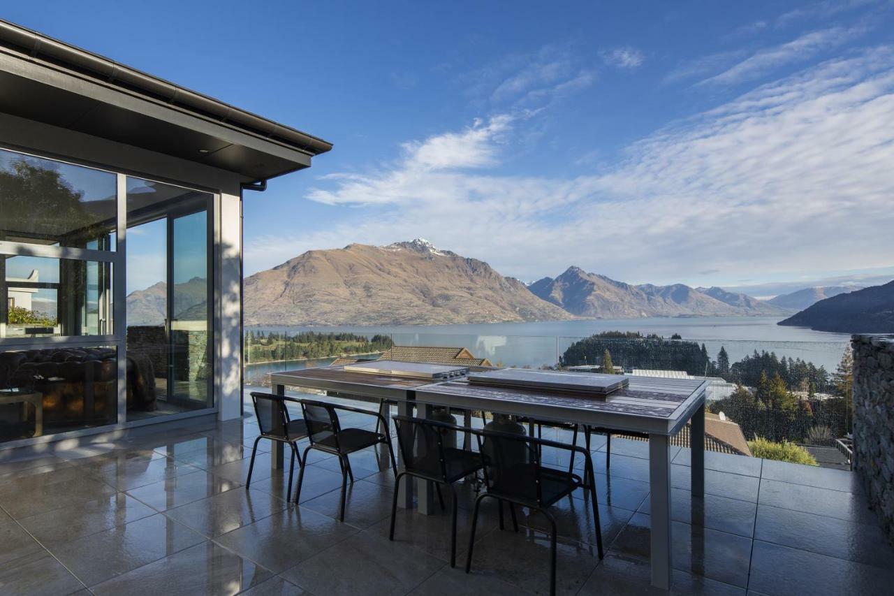 Lago Infinito By Sotheby'S Luxury Rental Homes クイーンズタウン エクステリア 写真