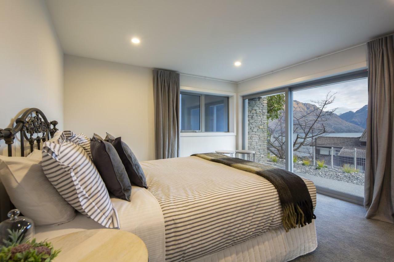Lago Infinito By Sotheby'S Luxury Rental Homes クイーンズタウン エクステリア 写真