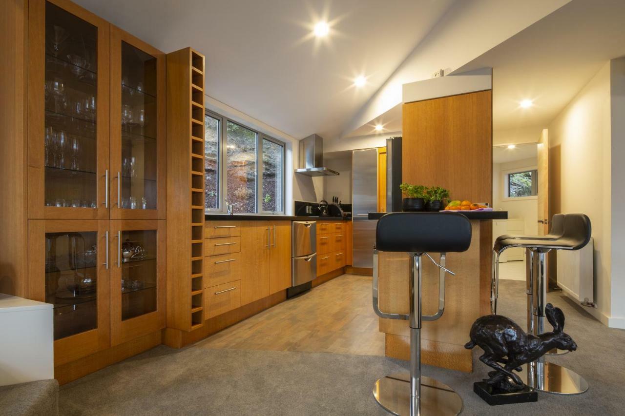 Lago Infinito By Sotheby'S Luxury Rental Homes クイーンズタウン エクステリア 写真